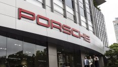Porsche ще освободи двама директори заради слабото си представяне 