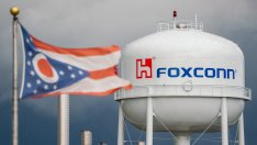 Приходите на Foxconn за второто тримесечие растат с близо 40%