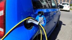 ЕК обмисля квоти за производство на електрически автомобили от 2025 г.?