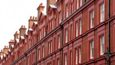 Наемите в Лондон вървят надолу четвърти пореден месец