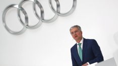 Уволненият директор на Audi може да получи скандална премия