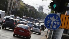 Е. Манева: За България мерките срещу емисиите от колите са твърде амбициозни