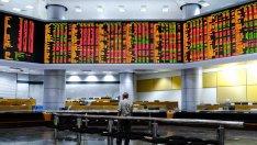 Китайските акции записаха най-слабия старт на годината от десетилетие