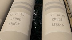 Петролните пазари вървят към рекорден излишък през следващата година