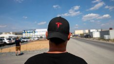 Мъск прати мотивационен мейл на служителите на Teslа