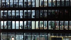 Сделките с бизнес имоти в Германия бавно се възстановяват, но офис пазарът остава вял