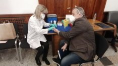 Спад на заразените у нас при малко направени тестове  