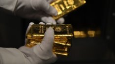 Всички очакват златото да достигне 2000 долара, но какво ще следва после?