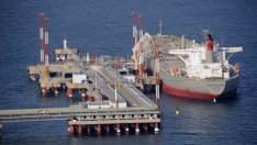 Бурята в Черно море срина доставките на руски петрол за България