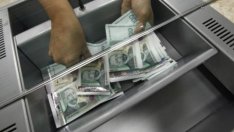 Лихвите по новите депозити намаляват на годишна база през септември