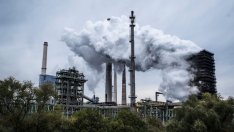 Австралия няма да затяга схемата с въглеродни квоти за големите замърсители