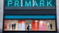 Собственикът на Primark предупреди за по-ниска печалба следващата година