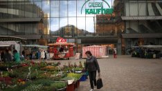 Къде и какво подновява работа в Европа от днес? 