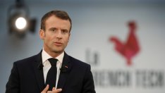 Шармантната офанзива на Макрон на Изток