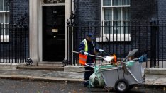 Британската икономика се запътва към най-слабата година от кризата насам