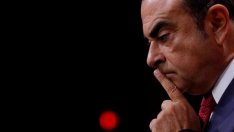 Токийският съд остави Карлос Гон под стража до 1 януари