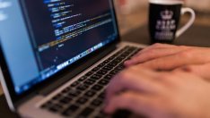 Расте търсенето на позиции с по-ниско заплащане в България