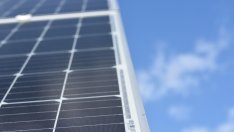 Германска компания инвестира 1 млрд. евро в плаващ соларен парк у нас