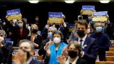 Жозеп Борел: Няма да заменим свободата си за газ