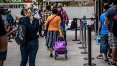 Почти всеки трети българин все още е застрашен от бедност