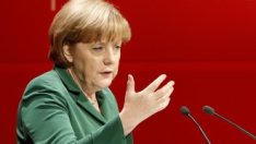 Меркел се намеси в дебата за политиката на ЕЦБ