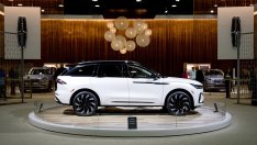 Анализатор: Ford, GM и Stellantis трябва да напуснат пазара на Китай