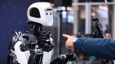 Митата на Тръмп попарват амбициите на САЩ сферата на хуманоидните роботи 