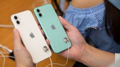 Новите 5G телефони на Apple могат да тласнат още по-нагоре цената на акциите ѝ