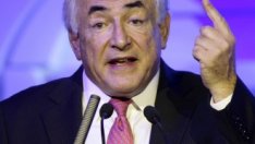 Строс-Кан: Разпадането на еврозоната няма да реши проблема с дълговете