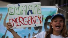 Кой термин е по-правилен - „климатични промени” или „глобално затопляне”?