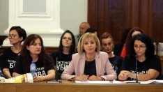 Мая Манолова: Парите в социалната система се харчат неефективно