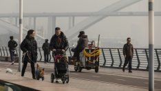 Очаква се населението на Китай да започне да намалява преди 2025 г.