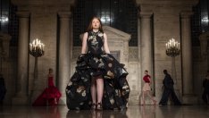 Oscar de la Renta разширява бизнеса си за препродажба с винтидж дрехи и бижута