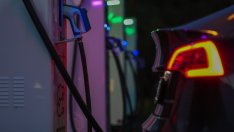 Акциите на Tesla достигнаха рекордна стойност