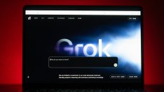 Британски регулатор разследва Х заради сексуализираните изображения в Grok