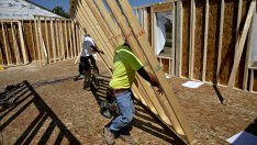 Броят на молбите за безработица в САЩ расте от ревизия на сезонни колебания