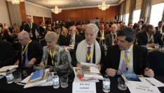 БСП се отказа да маха плоския данък, ще стимулира икономиката с фондове