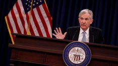 Пауъл: Търговската политика на Тръмп предизвиква нарастваща тревога във Фед