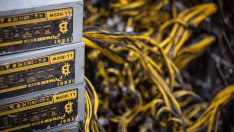 Русия започва тестове на криптоборси и криптовалута за плащания от септември