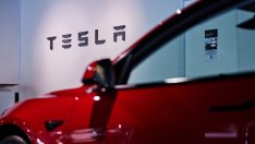 Tesla свива производството на Model Y в Шанхай заради намаляващо търсене