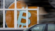 Биткойнът може би се готви за нова порция ценова волатилност