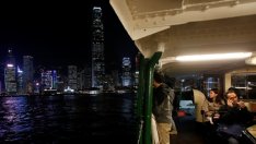 Най-скъпият жилищен пазар в света тласка младите извън закона