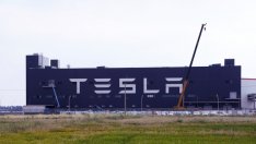 Фабриката на Tesla в Китай е готова за производство