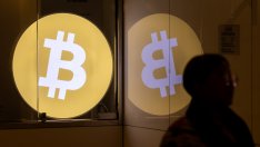 Отливът на 235 млрд. долара от биткойна говори за много по-голяма промяна в криптосектора