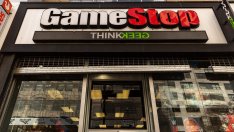 И GameStop започва покупки на биткойни