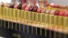 Estée Lauder е близо до сделка за придобиването на Tom Ford
