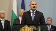 Радев: Към момента няма пряка заплаха за националната сигурност*