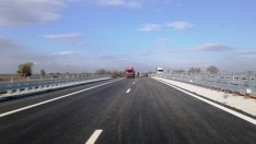 Павлова и Таяни подписаха актуализираните правила за командироване на работници