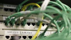 Бунтът на машините: Какви рискове носи изкуственият интелект за икономиката?