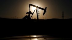 Saxo Bank: Рекордно дълги позиции са акумулирани при петрола